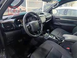 تويوتا هايلوكس